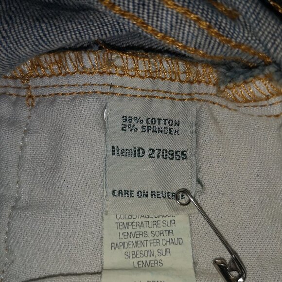 L.L. Bean Ladies Size 16 Classic Fit Straight Leg Medium Wash  Blue Jeans - Picture 6 of 9